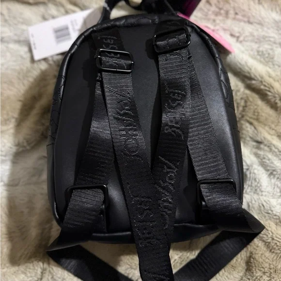 ✨ Betsey Johnson NWT Black Quilted Mini Backpack ✨ - Picture 2 of 4